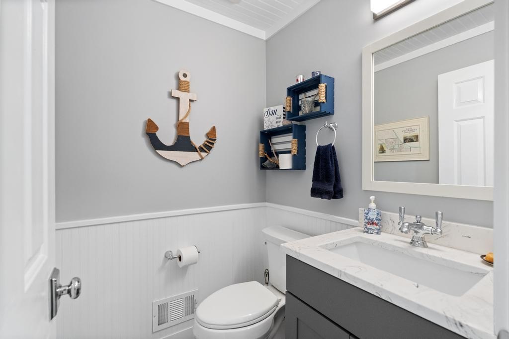 1004 Marina Bluff Drive Charlevoix MI 49720