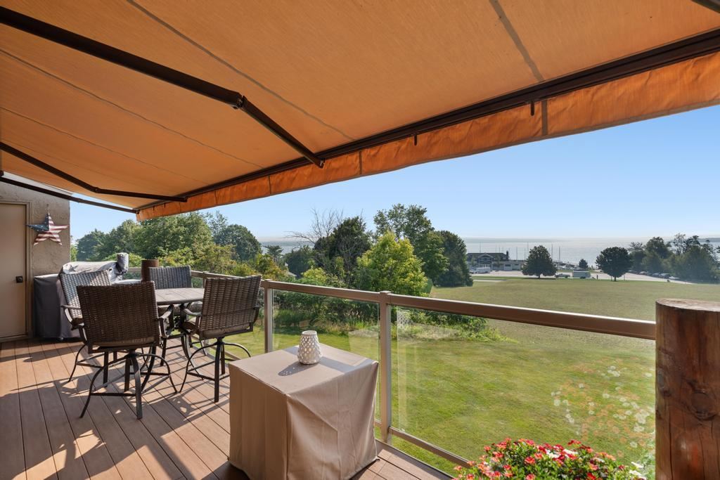 1004 Marina Bluff Drive Charlevoix MI 49720