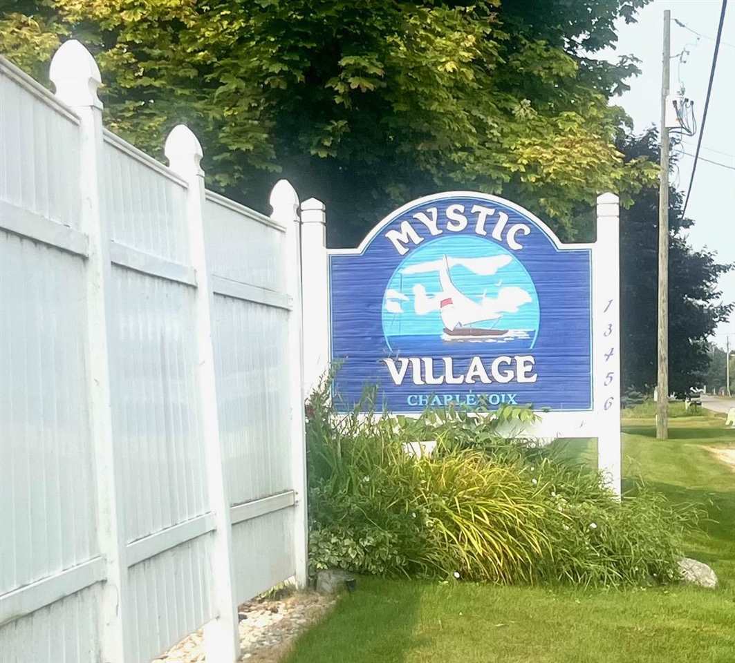 13456 Stover Road Charlevoix MI 49720