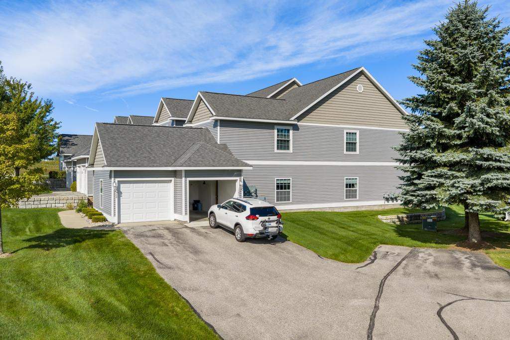 1588 Emerald Court Petoskey MI 49770