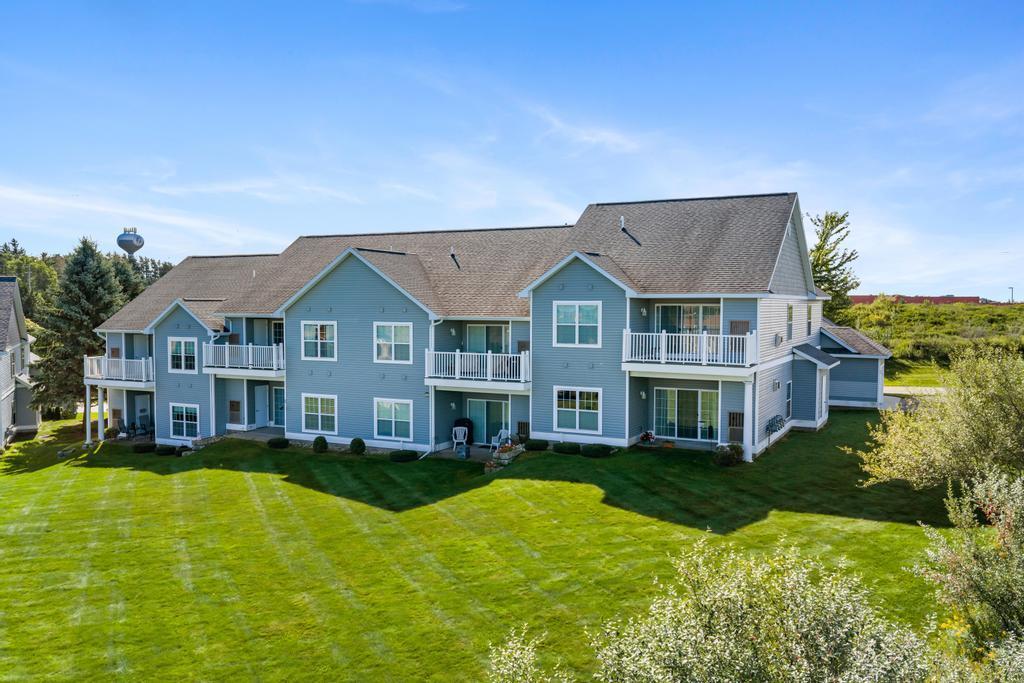 1588 Emerald Court Petoskey MI 49770
