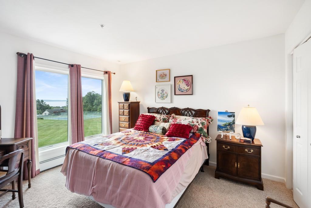 5433 Windigo Harbor Springs MI 49740