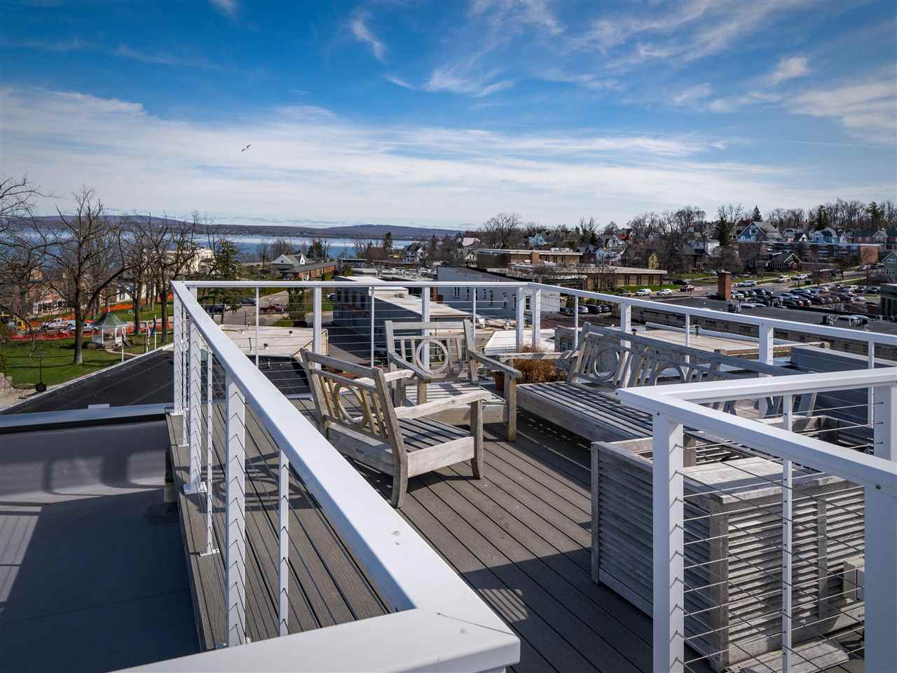 422 E Mitchell Petoskey MI 49770