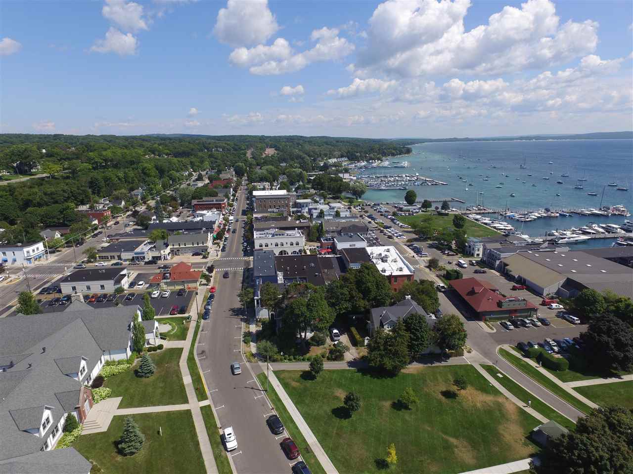 1185 Hideaway Valley Drive Harbor Springs MI 49740