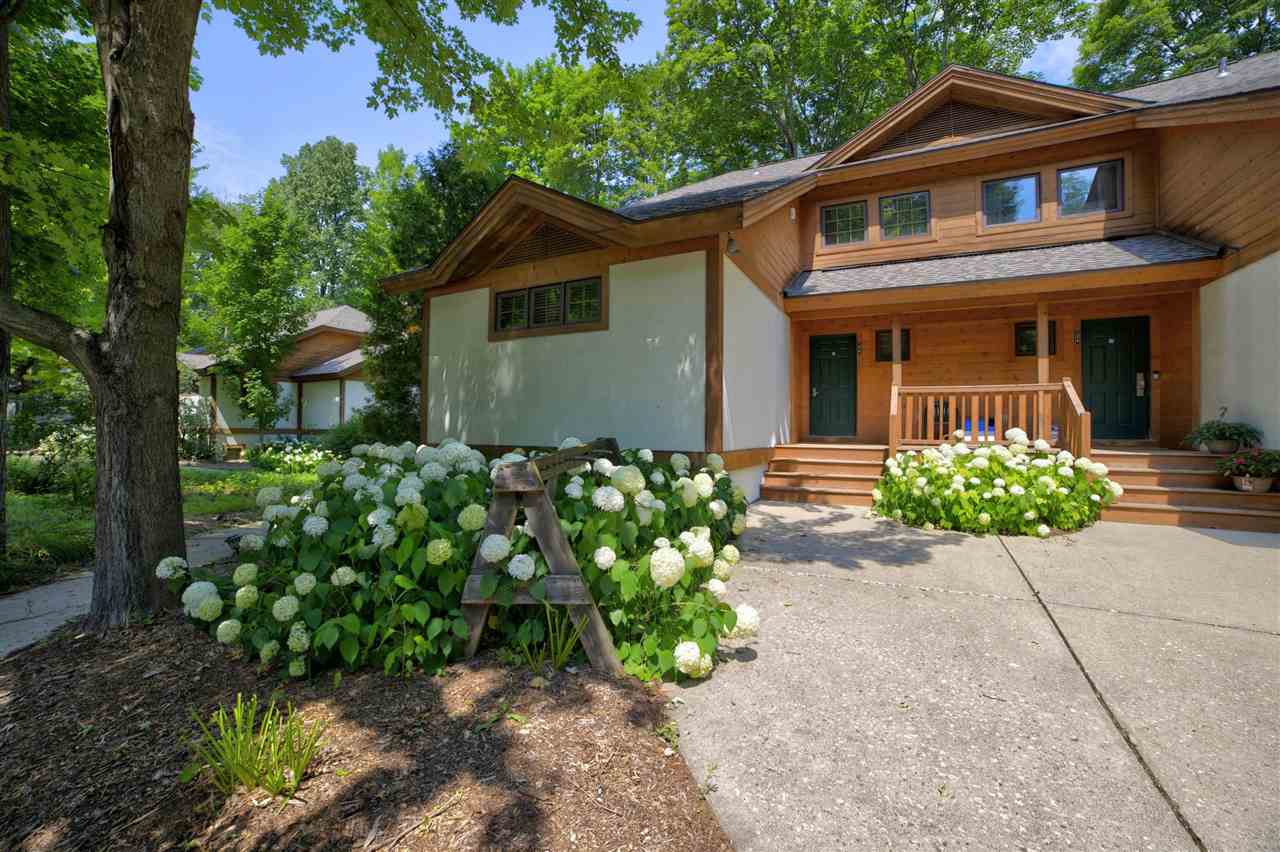 2199 Deerview Drive Boyne Falls MI 49713