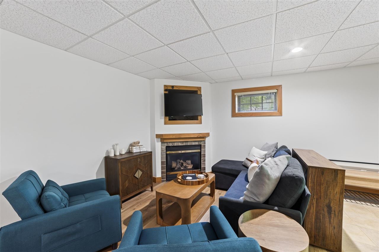 2199 Deerview Drive Boyne Falls MI 49713