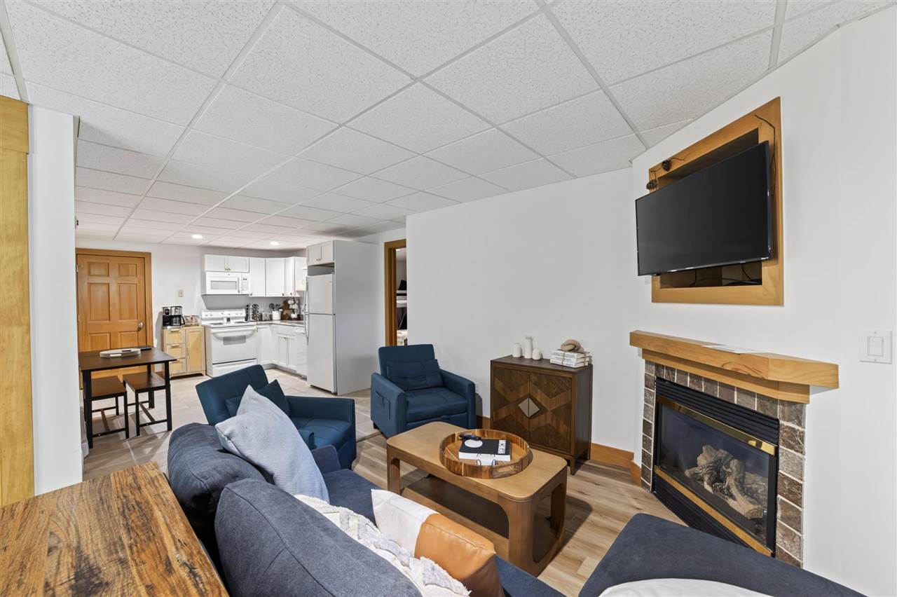 2199 Deerview Drive Boyne Falls MI 49713