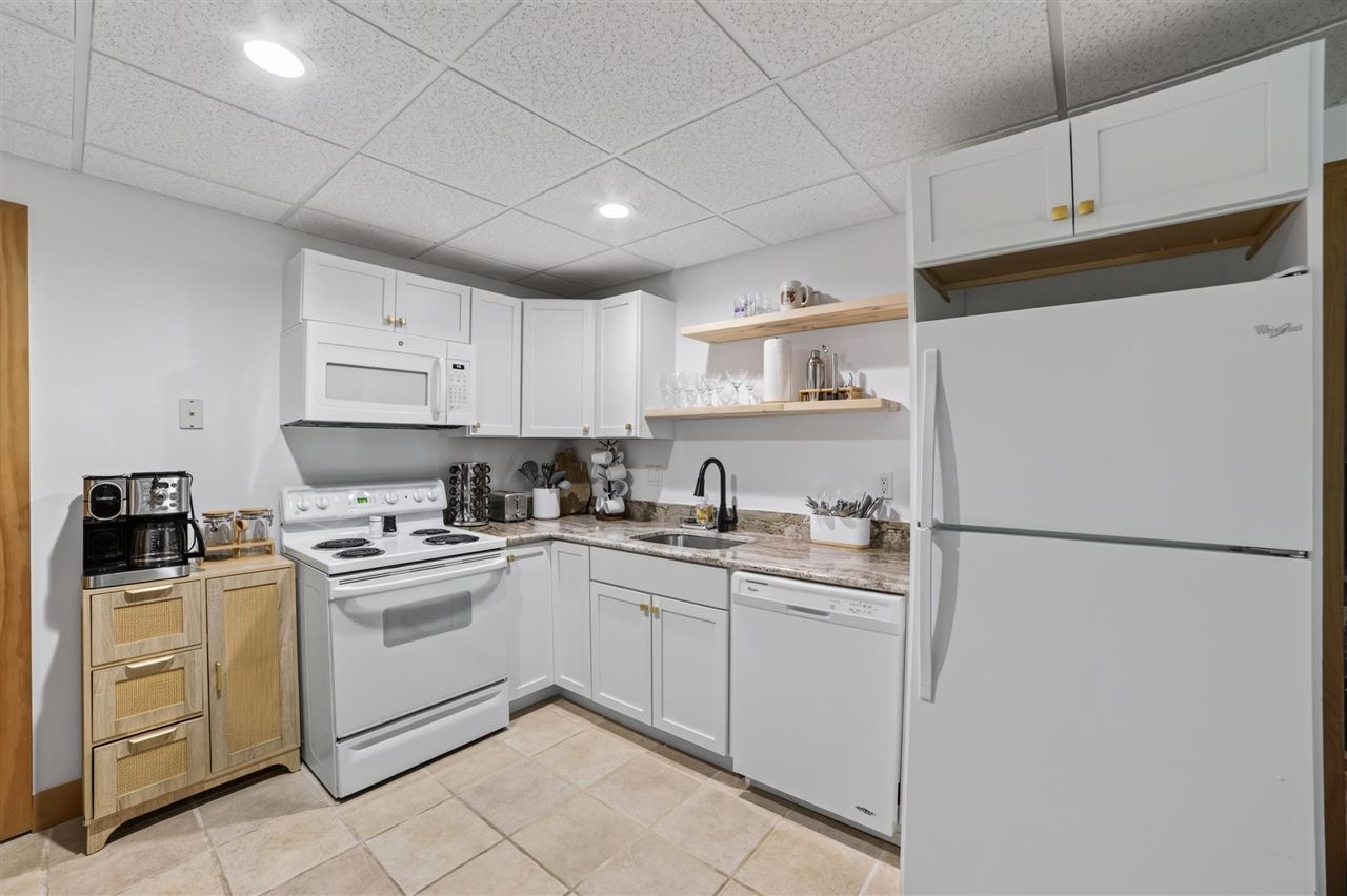 2199 Deerview Drive Boyne Falls MI 49713