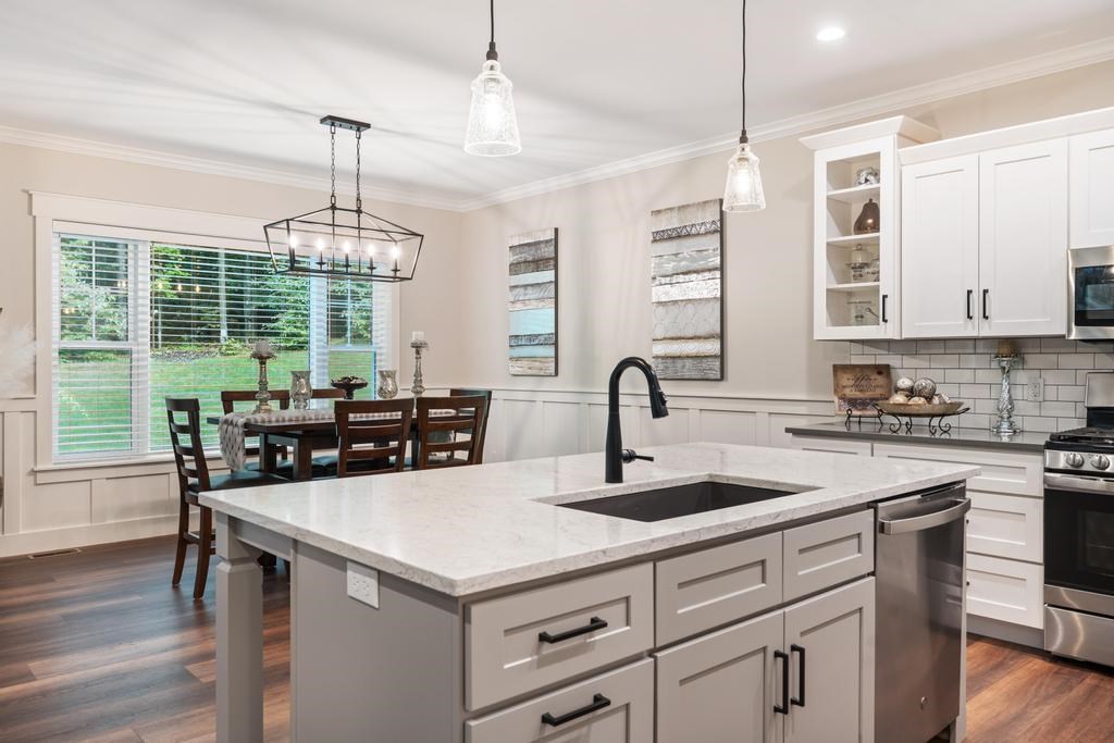 2155 Woodside Drive Petoskey MI 49770