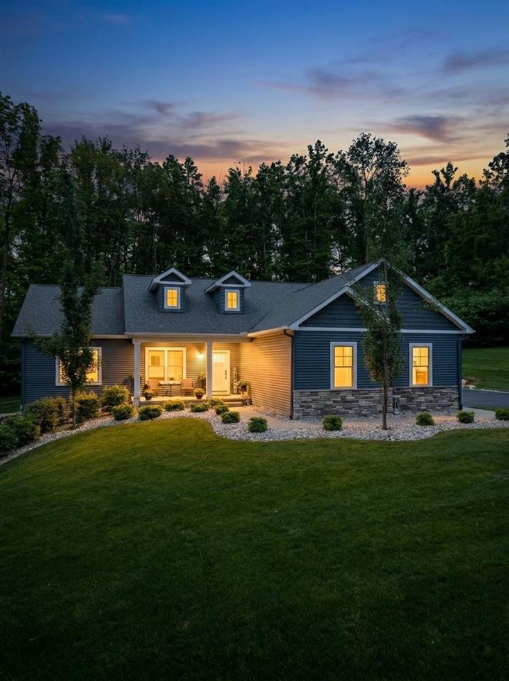 2155 Woodside Drive Petoskey MI 49770