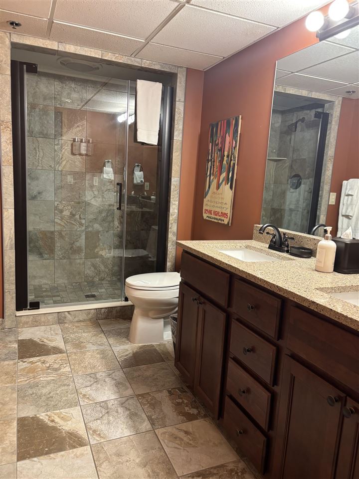 5620 Highlands Drive, #561 Harbor Springs MI 49740