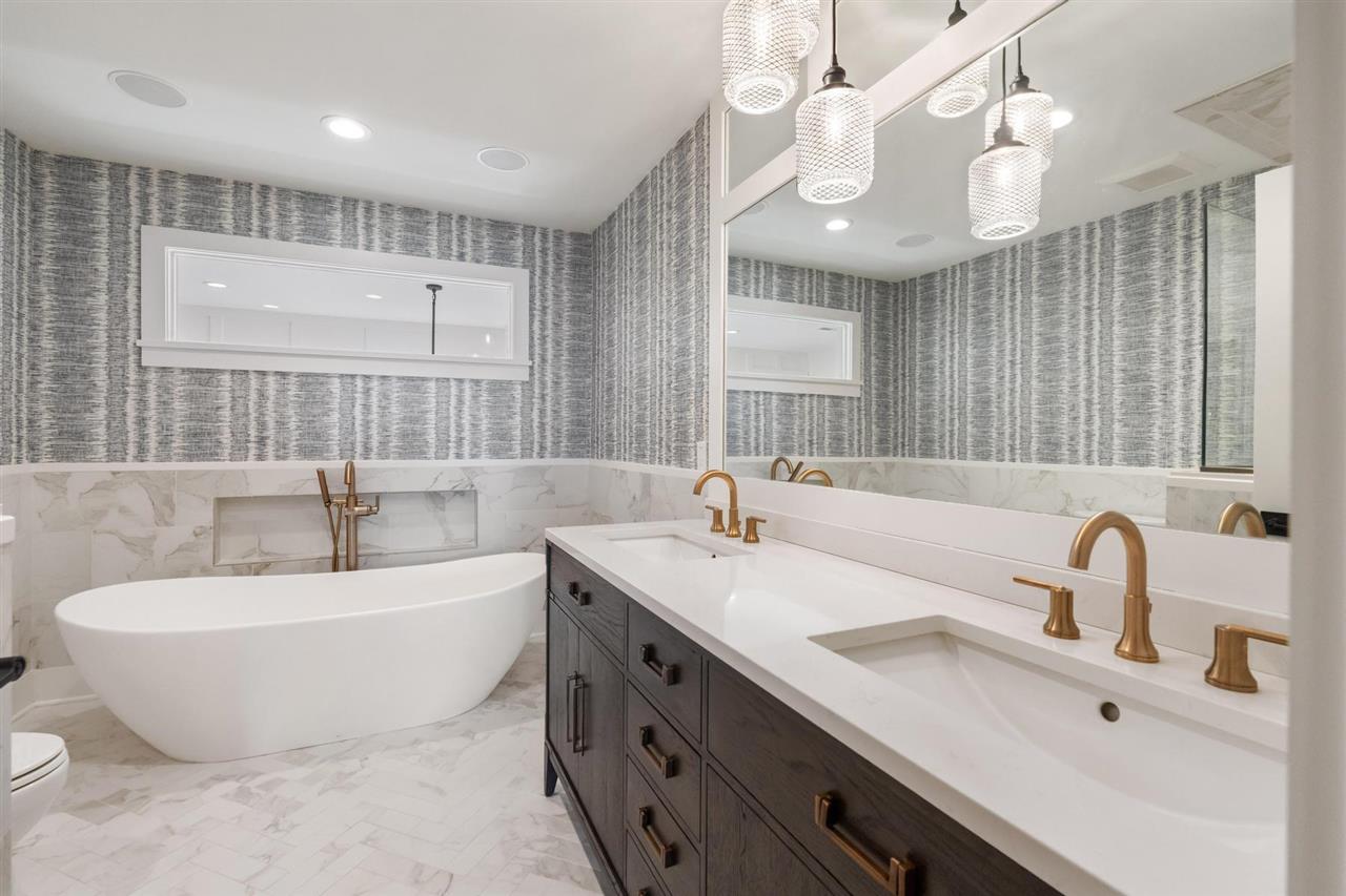 3404 Cliffs Drive Bay Harbor MI 49770