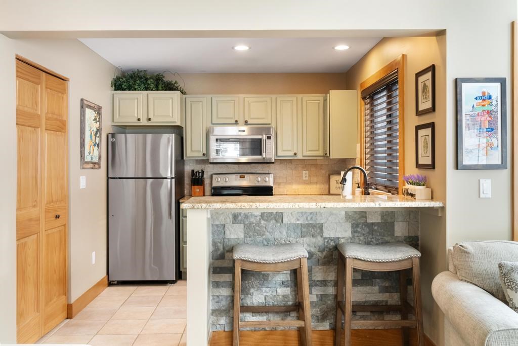 2206 Boyneland Drive Boyne Falls MI 49713