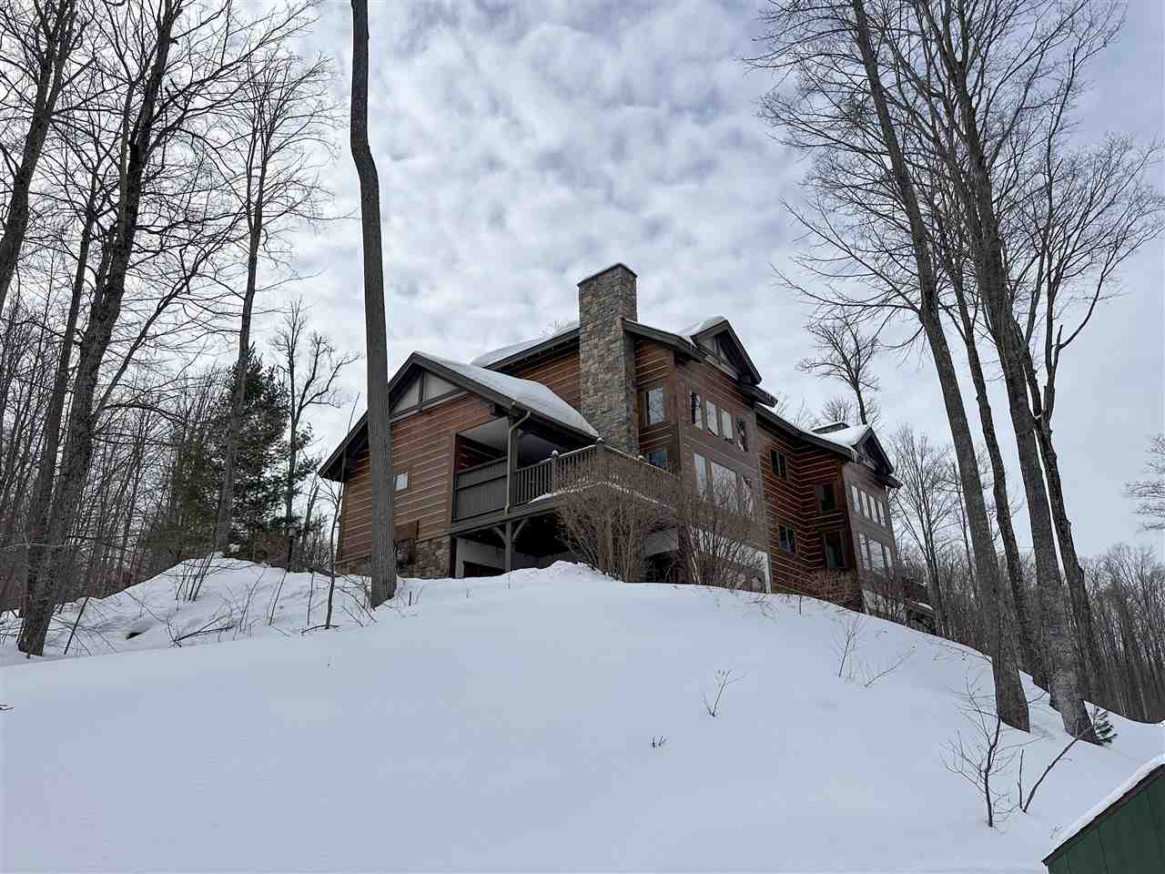 1689 West Strasse Boyne City MI 49713