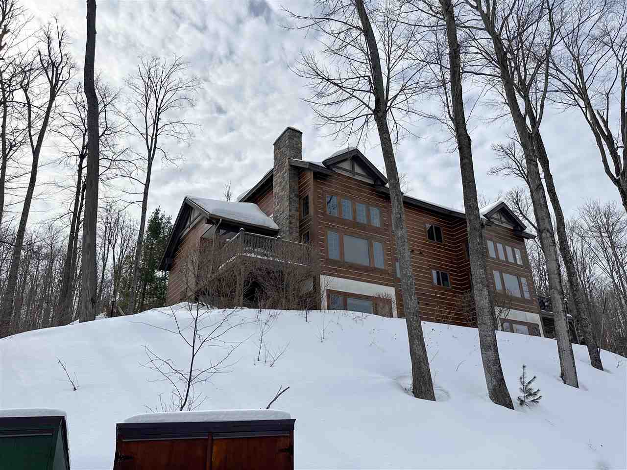 1689 West Strasse Boyne City MI 49713