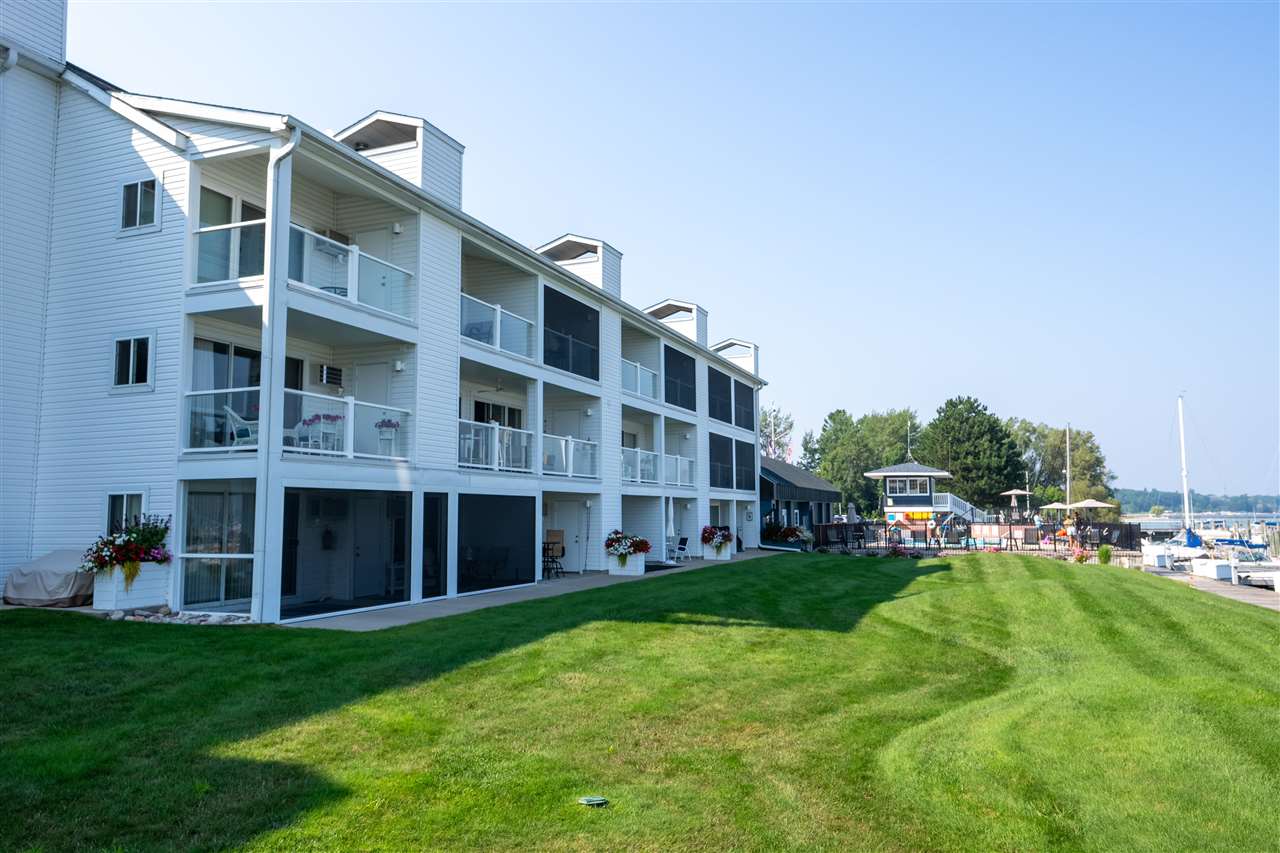 206 Ferry Avenue Charlevoix MI 49720