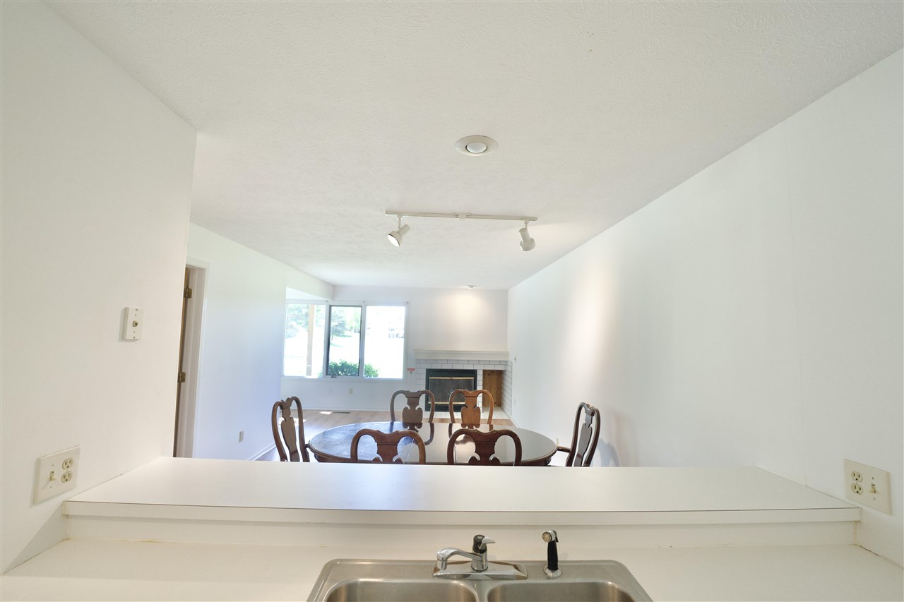 4749 S Pleasaantview Harbor Springs MI 49740