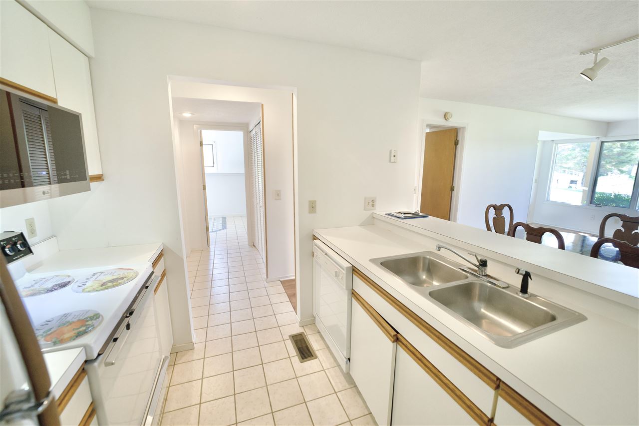4749 S Pleasaantview Harbor Springs MI 49740