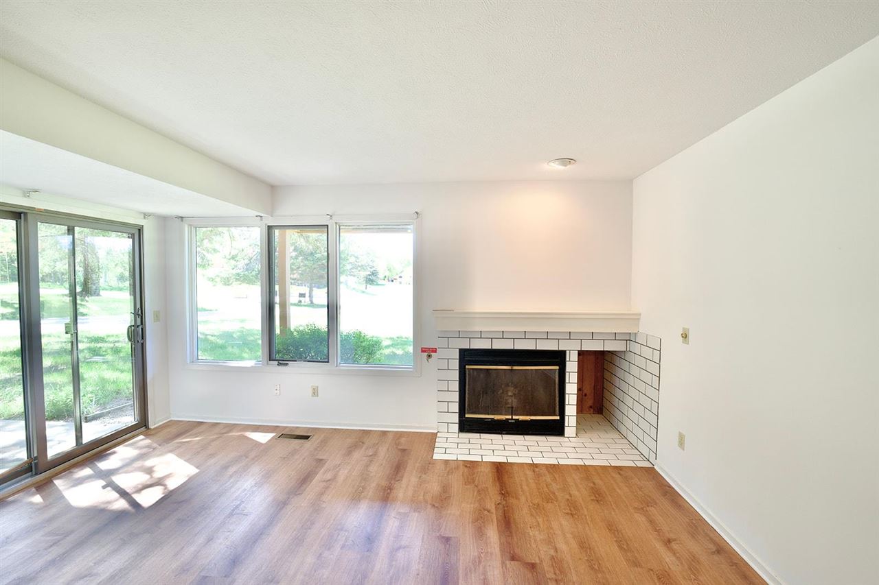 4749 S Pleasaantview Harbor Springs MI 49740