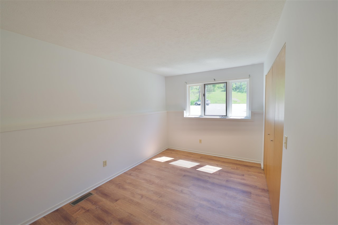 4749 S Pleasaantview Harbor Springs MI 49740