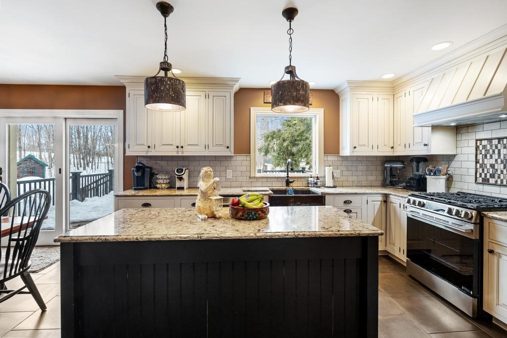 6598 Forest Way Harbor Springs MI 49740