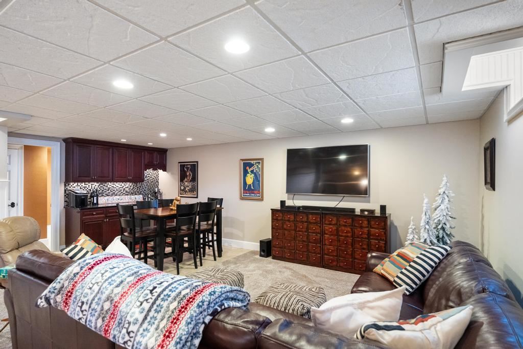 6598 Forest Way Harbor Springs MI 49740