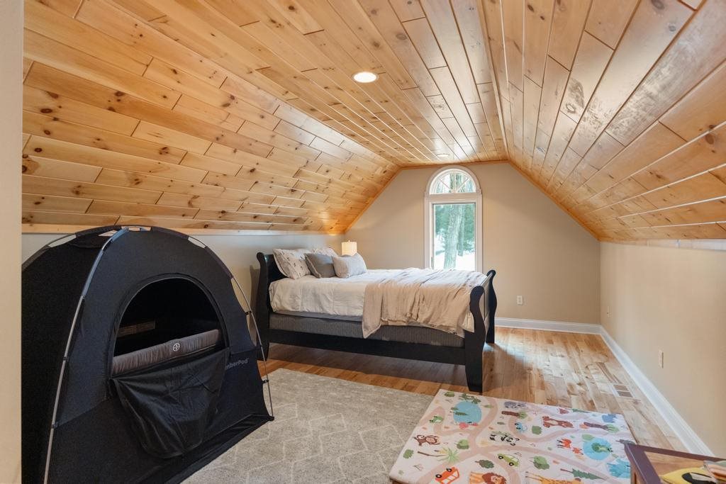 6598 Forest Way Harbor Springs MI 49740