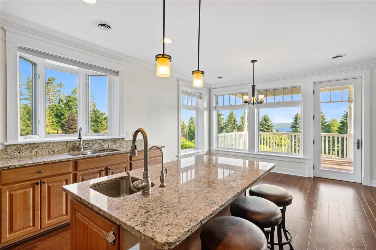 820 Maple Leaf Lane Petoskey MI 49770