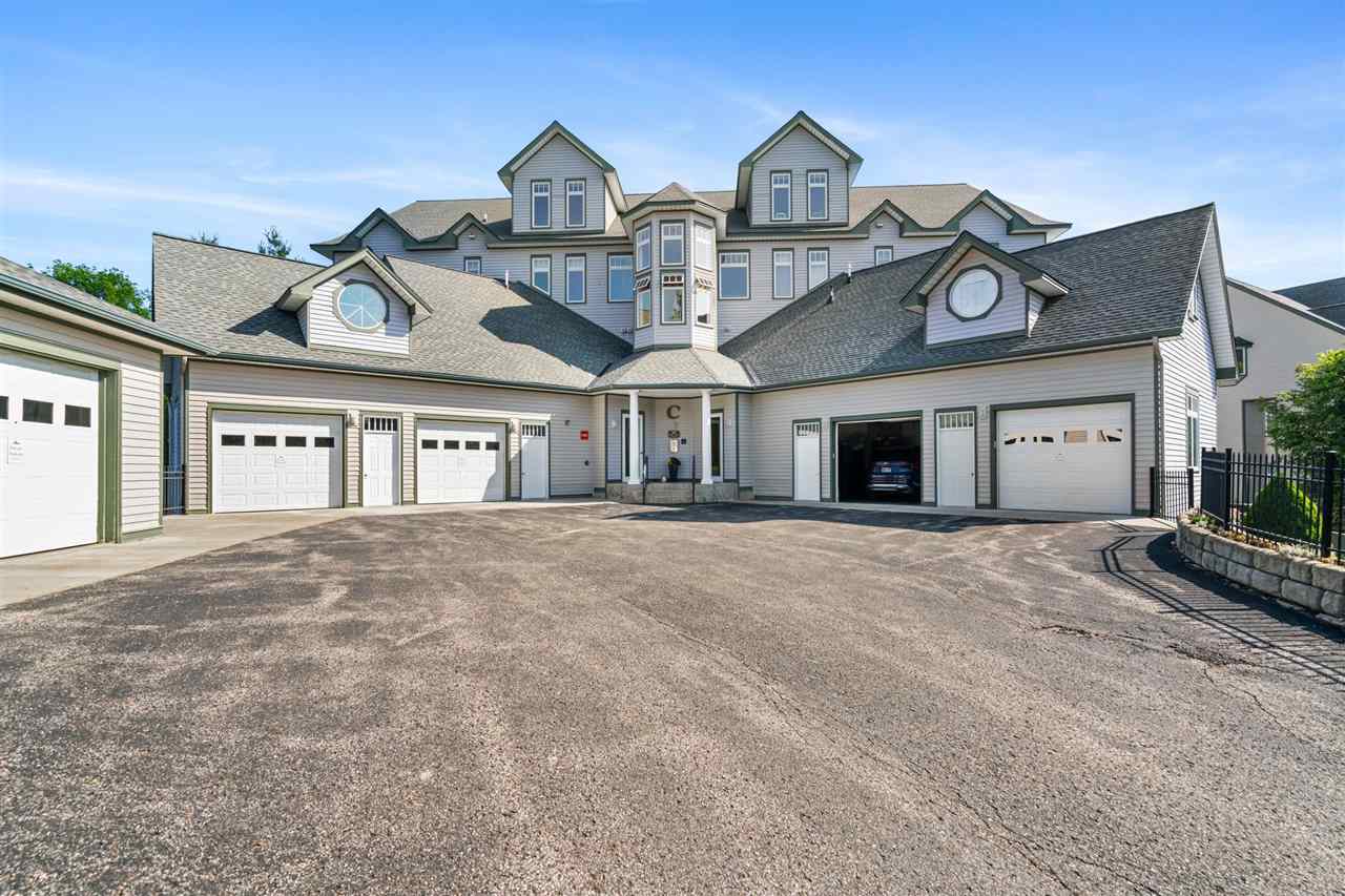 820 Maple Leaf Lane Petoskey MI 49770