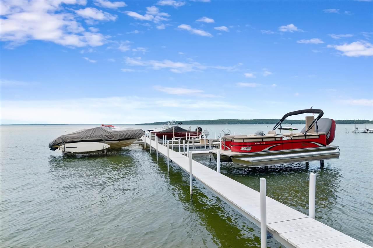 7842 W M-68 Indian River MI 49749