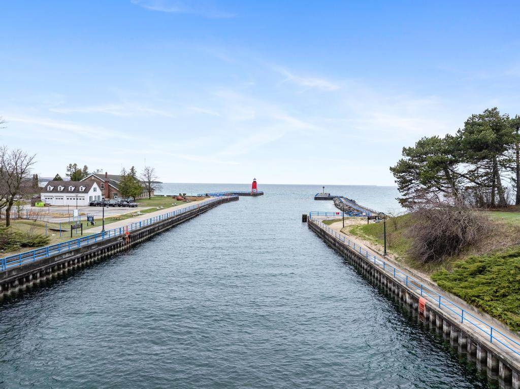 101 Michigan Avenue Charlevoix MI 49720