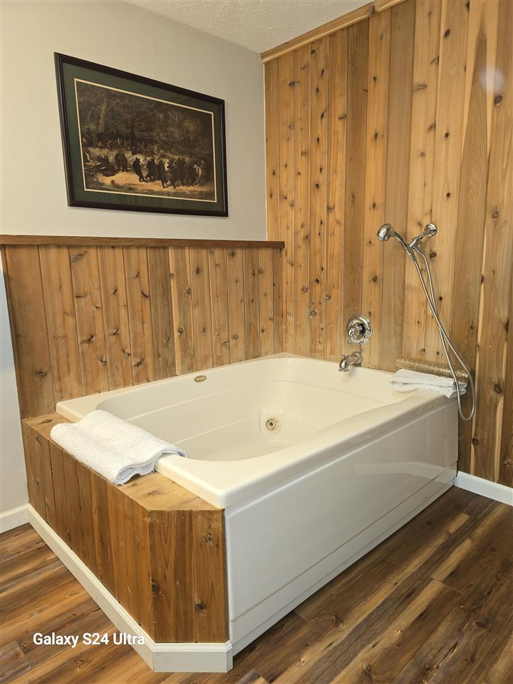 4749 S Pleasantview Road Harbor Springs MI 49740