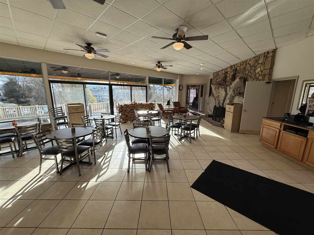 111 Pine River, Door #17 Charlevoix MI 49720