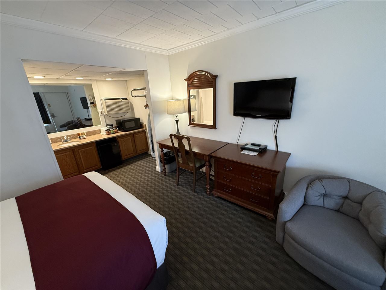 111 Pine River, Door #17 Charlevoix MI 49720