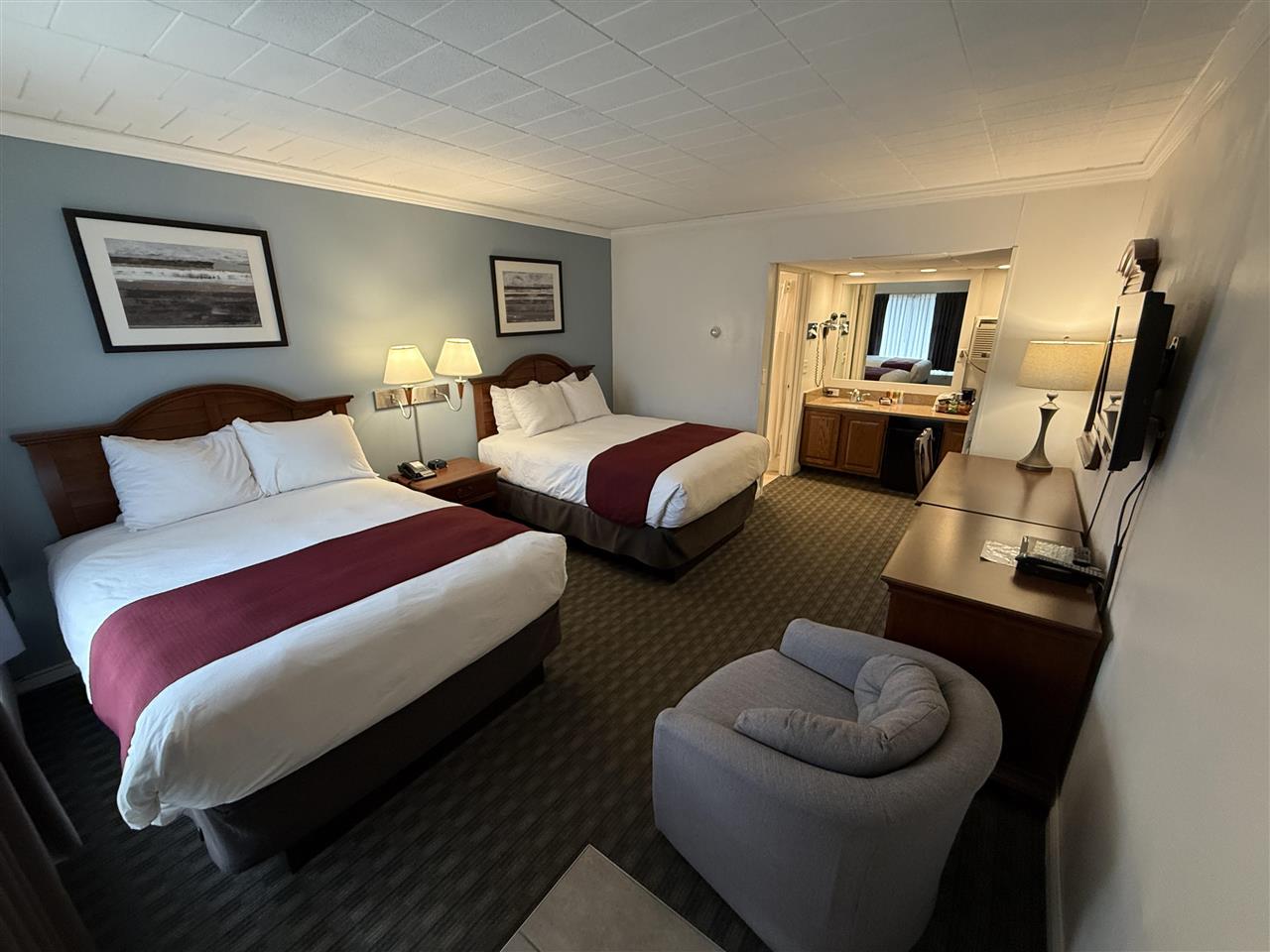 111 Pine River, Door #17 Charlevoix MI 49720