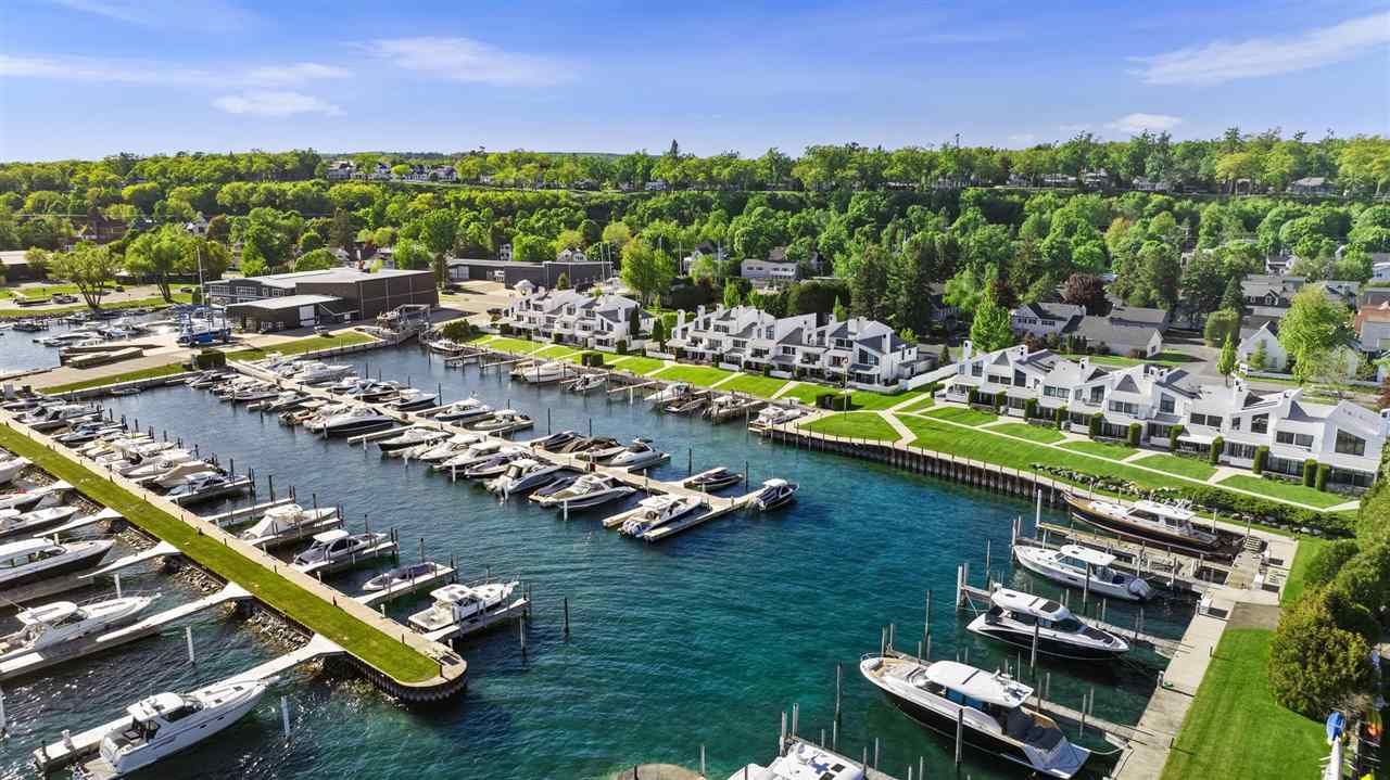 526 E Bay Street Harbor Springs MI 49740