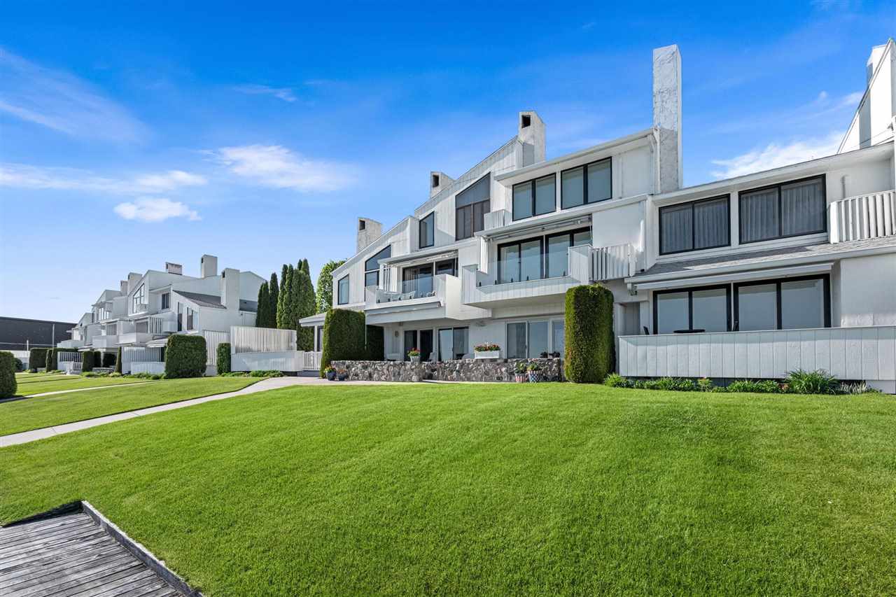 526 E Bay Street Harbor Springs MI 49740