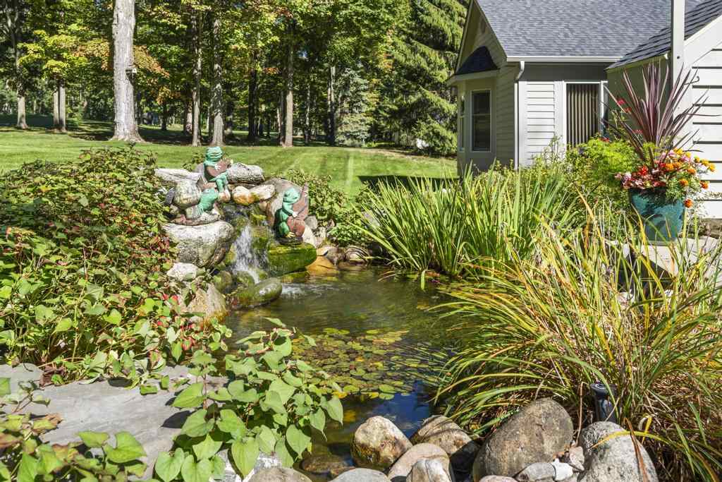 5186 Greystone Court Harbor Springs MI 49740