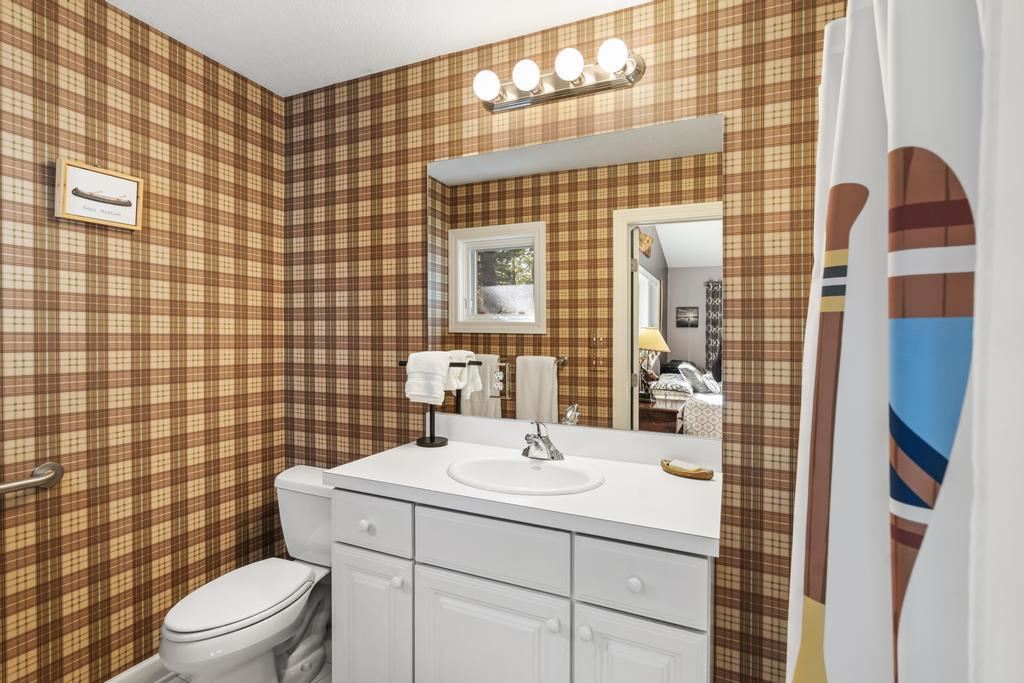 5186 Greystone Court Harbor Springs MI 49740