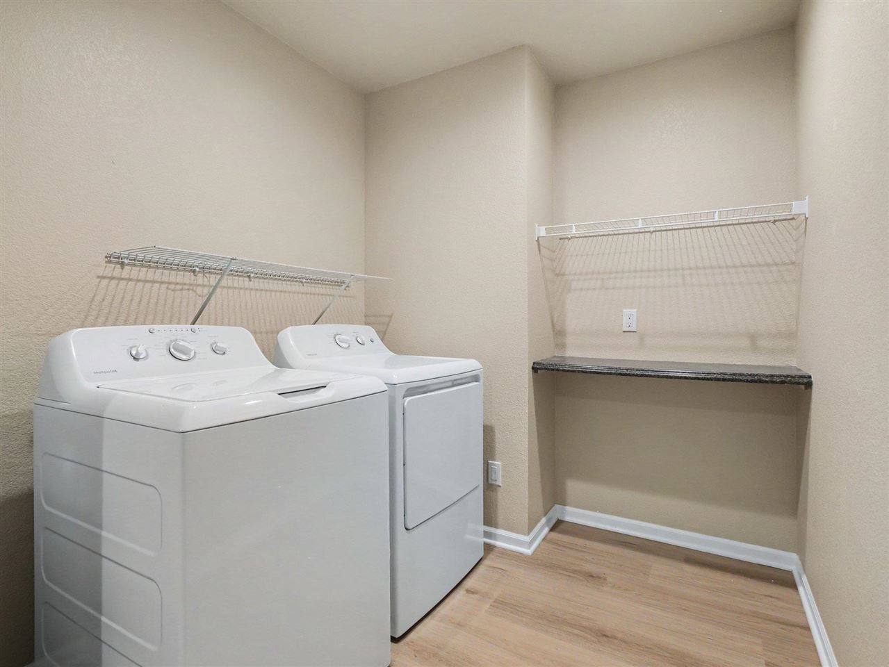 887 Red Oak Way Petoskey MI 49770