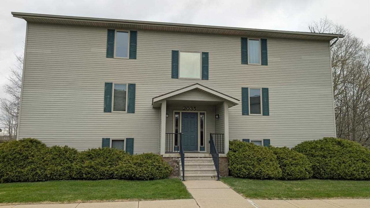 2035 Woods Lane Petoskey MI 49770