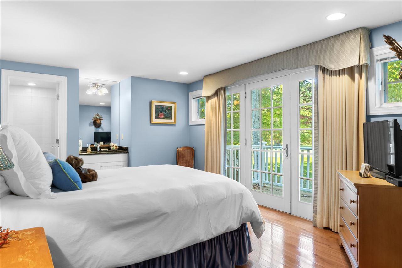 4251 Pinehurst Lane Harbor Springs MI 49740