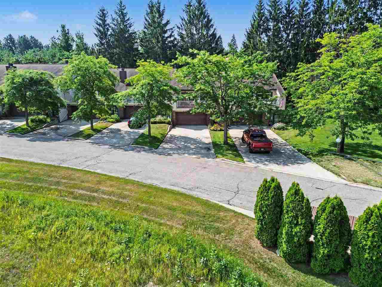 1287 Lachaumier Drive Petoskey MI 49770
