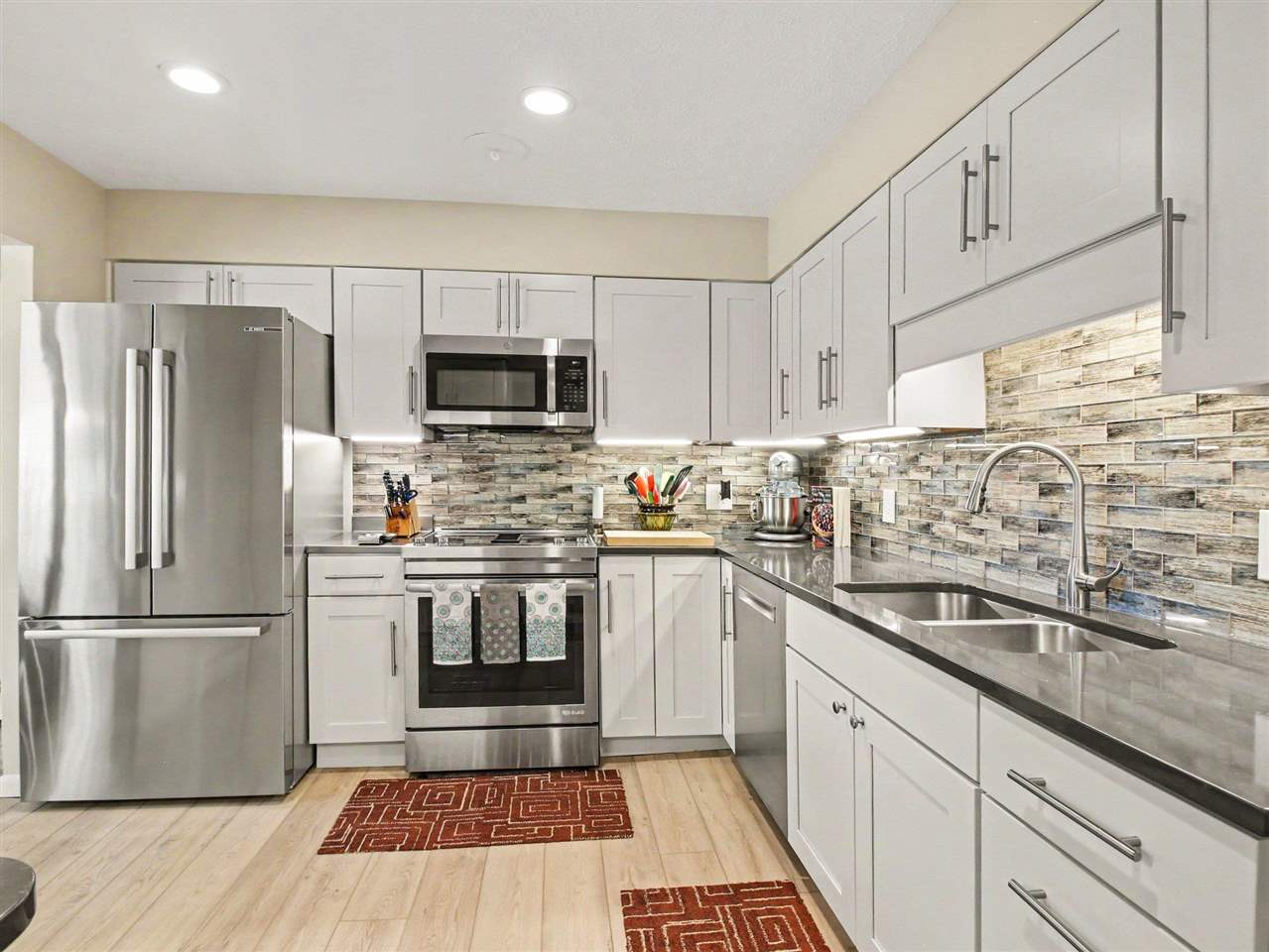 1287 Lachaumier Drive Petoskey MI 49770