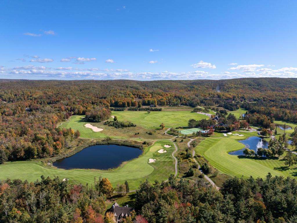 4251 Pinehurst Lane Harbor Springs MI 49740
