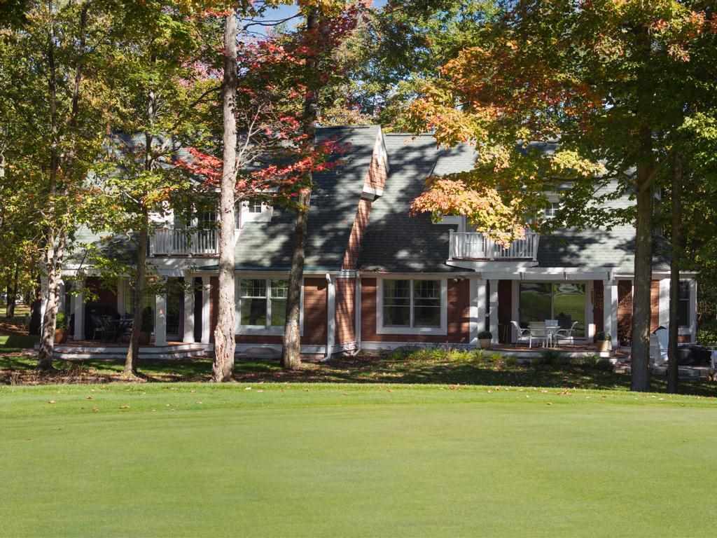4251 Pinehurst Lane Harbor Springs MI 49740