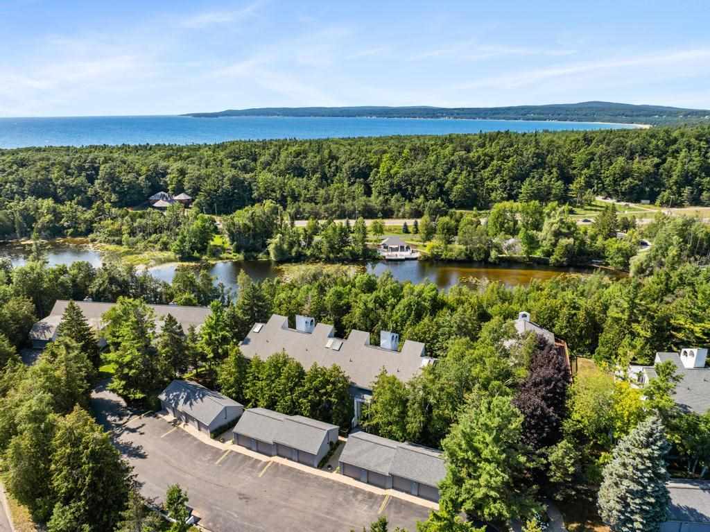 1551 Konle Petoskey MI 49770