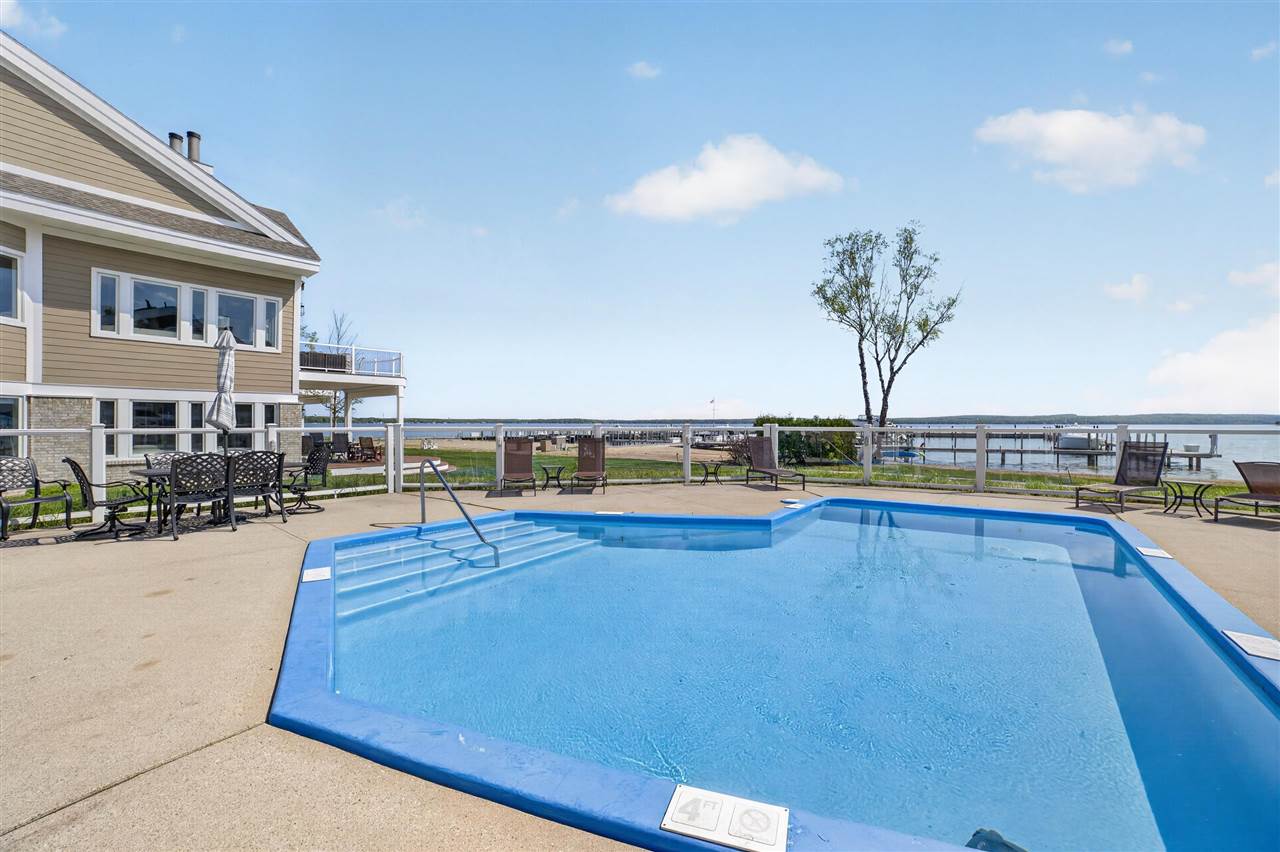 6040 Pine Lake Club Charlevoix MI 49720