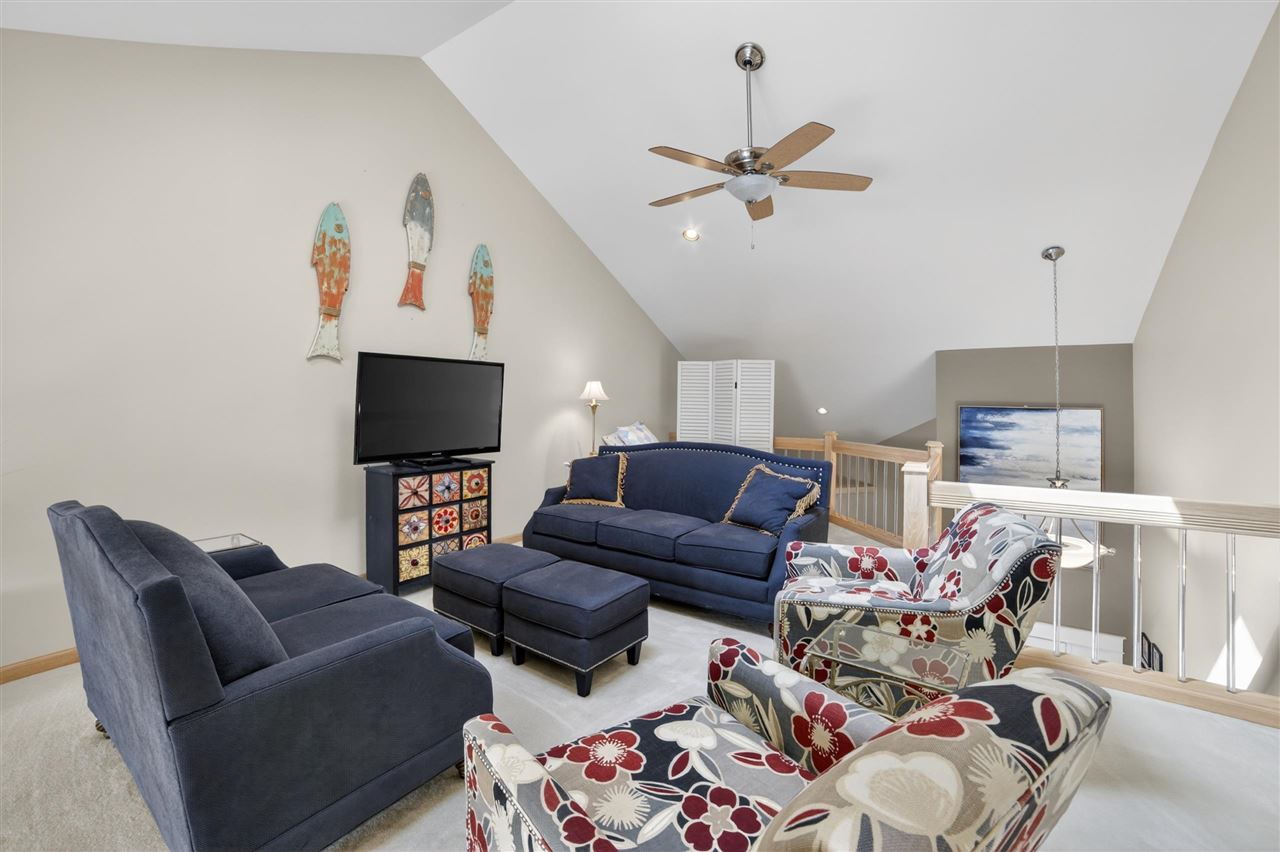 6040 Pine Lake Club Charlevoix MI 49720