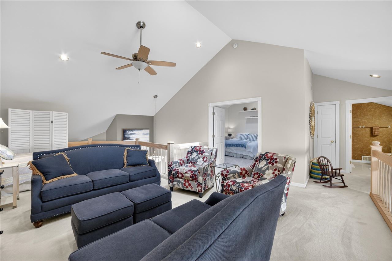 6040 Pine Lake Club Charlevoix MI 49720